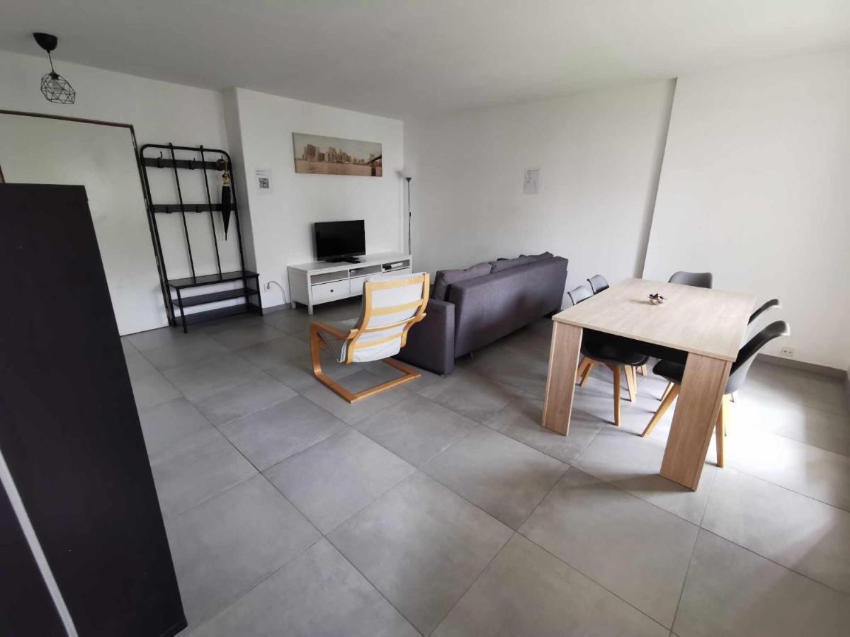 Appartement Proche Disneyland & Paris - 20 Minutes - Proche Gare Rer Ноазиел Екстериор снимка